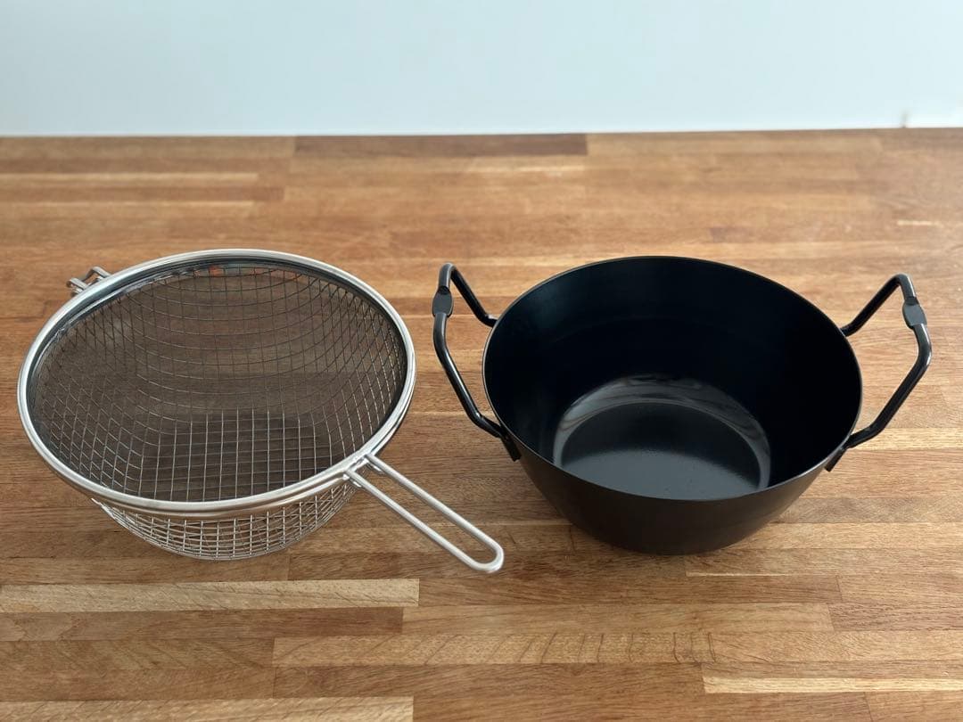 美品★la base ラバーゼ 揚げ鍋セット 22㎝ 楽天市場】ラバーゼ 鉄揚げ鍋22cmセット / la base / 揚げ鍋 フライ鍋