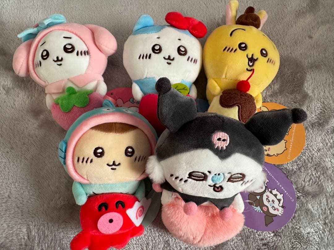 ちいかわ サンリオキャラクターズ デスクトップから見守るひっかけぬいぐるみ 5個 ちいかわ×サンリオキャラクターズ デスクトップから見守るひっかけ