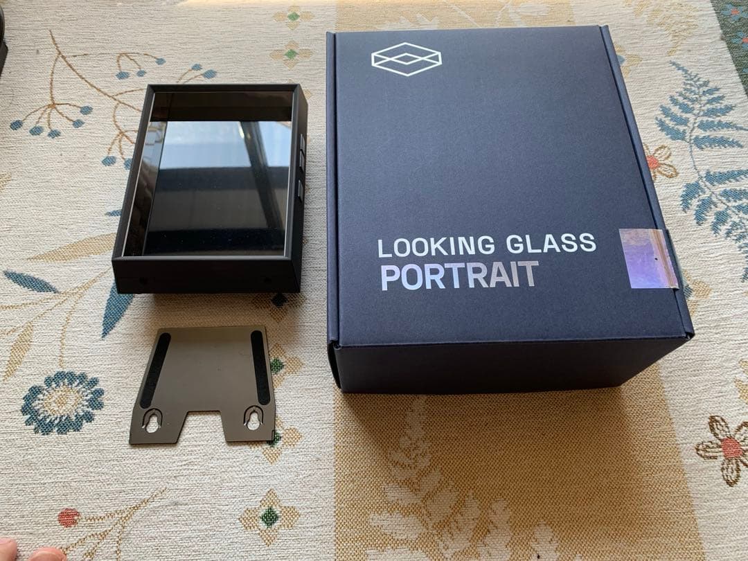 m*m様 Looking glass portrait Looking Glass Portrait { Best Price in India } – Distributor/Dealer