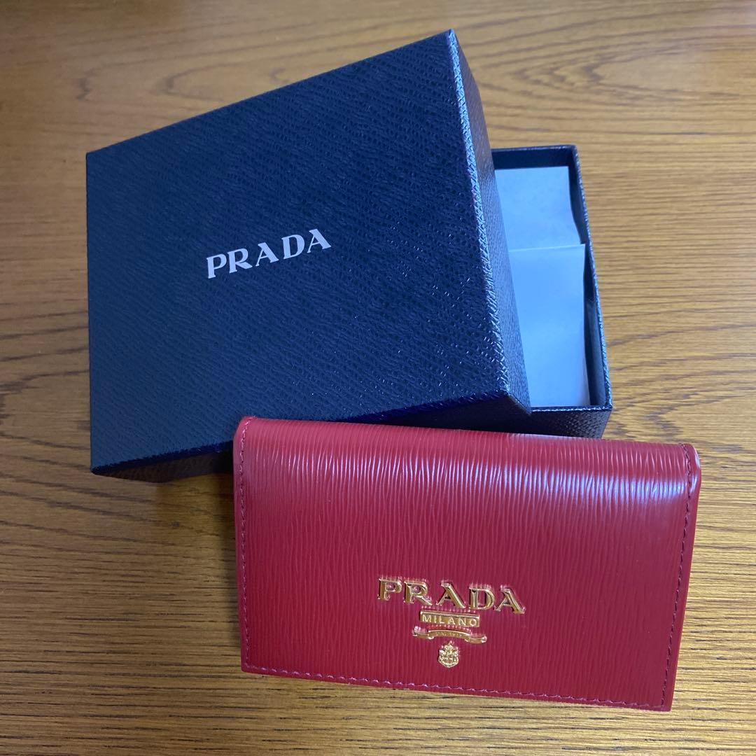 PRADA 名刺入れ レッド プラダ カードケース/名刺入れ/コインケース レディース サフィアーノ