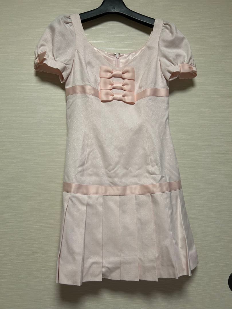 新品 Jesus DIAMANTE 3つリボンワンピース ピンク 新品 Jesus DIAMANTE 3つリボンワンピース ピンク JESUS DIAMANTE
