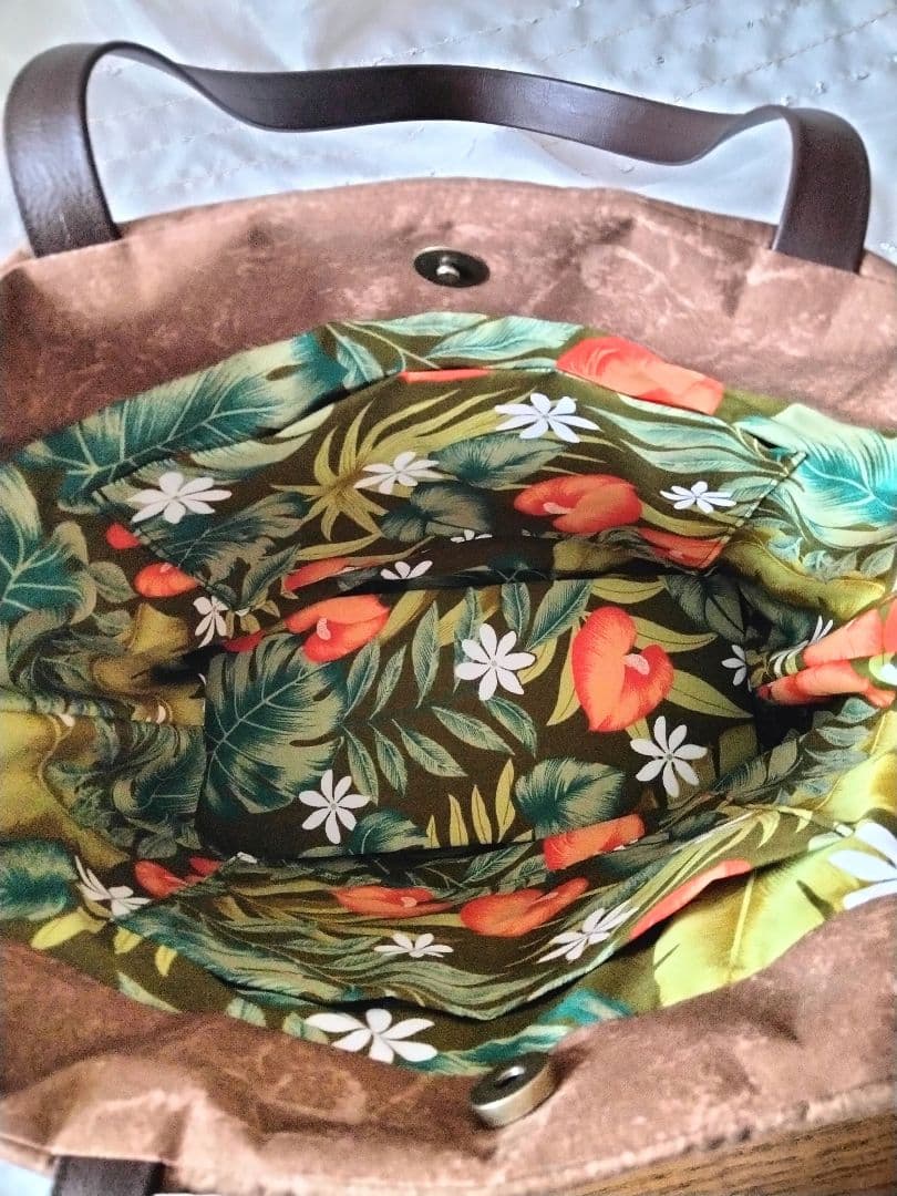 ☆279.ハワイアンキルト・バッグ・ハイビスカス＆ティアレ＆モンステラ