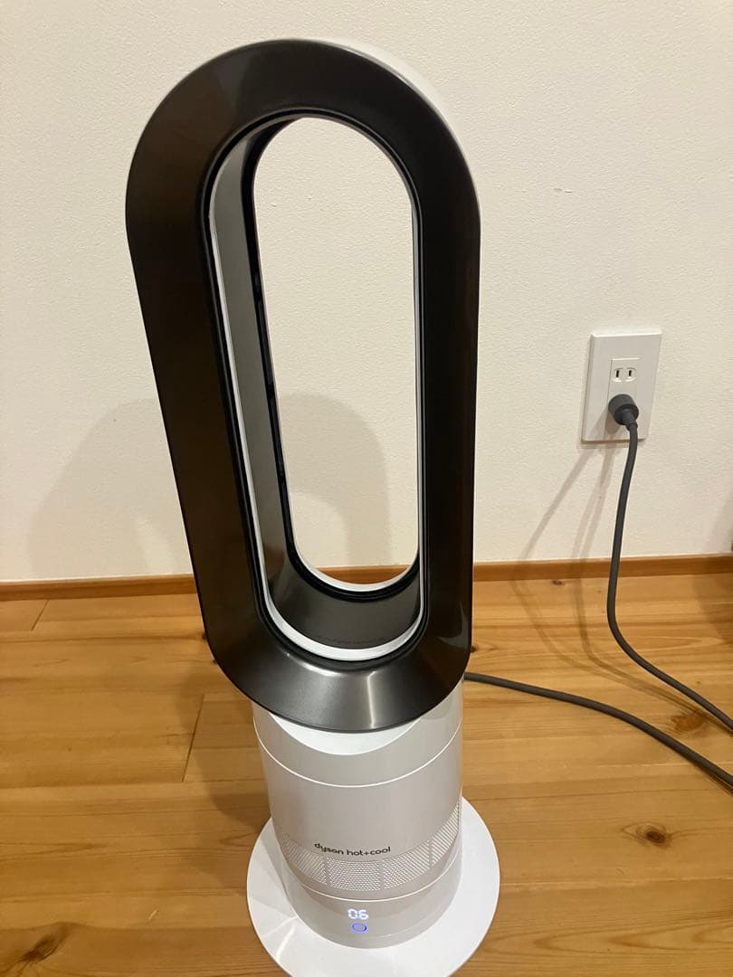 Dyson hot+cool 冷暖房機能付き Dyson Purifier Hot+Cool™空気清浄ファンヒーター ホワイト／シルバー