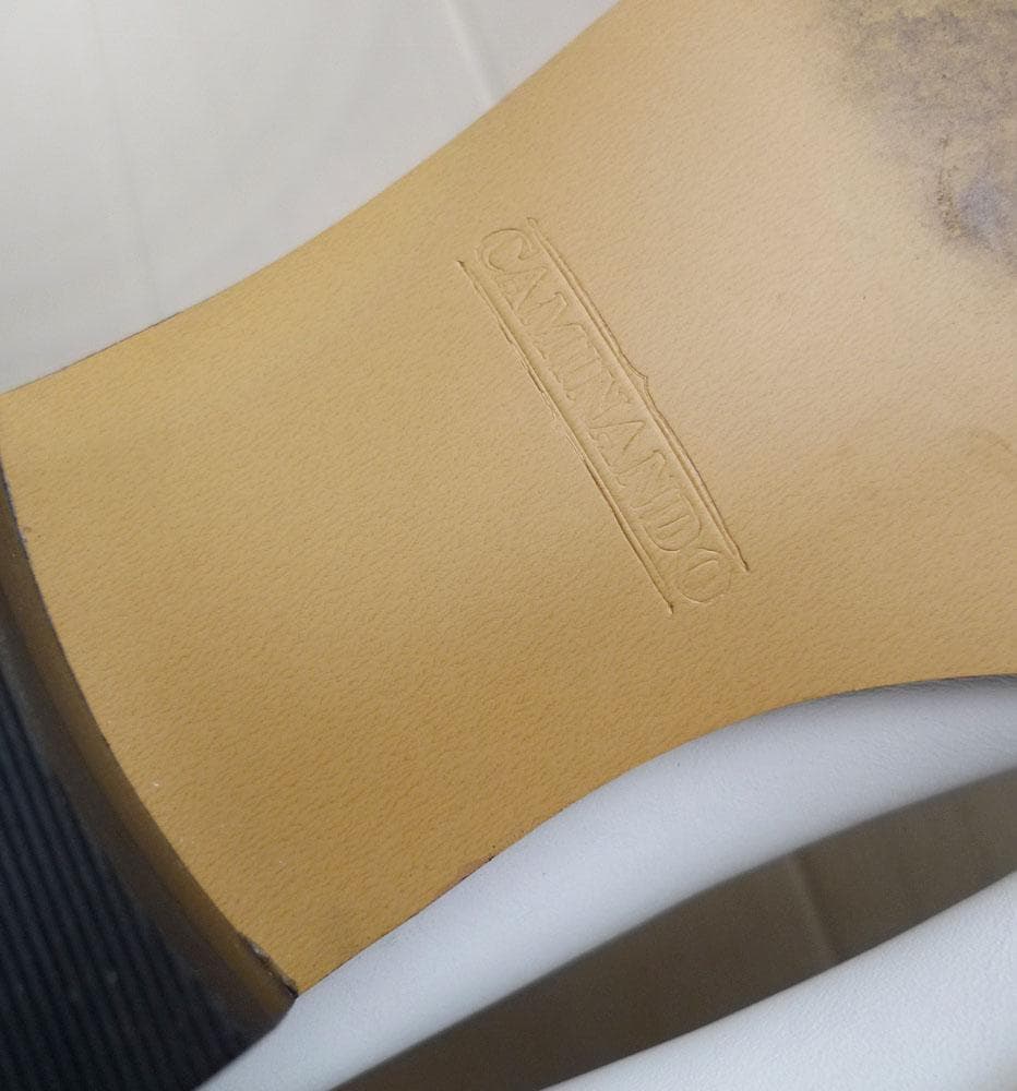 美品 カミナンド 2,4万円 アローズ サイドゴアブーツ 24.5cm 25cm