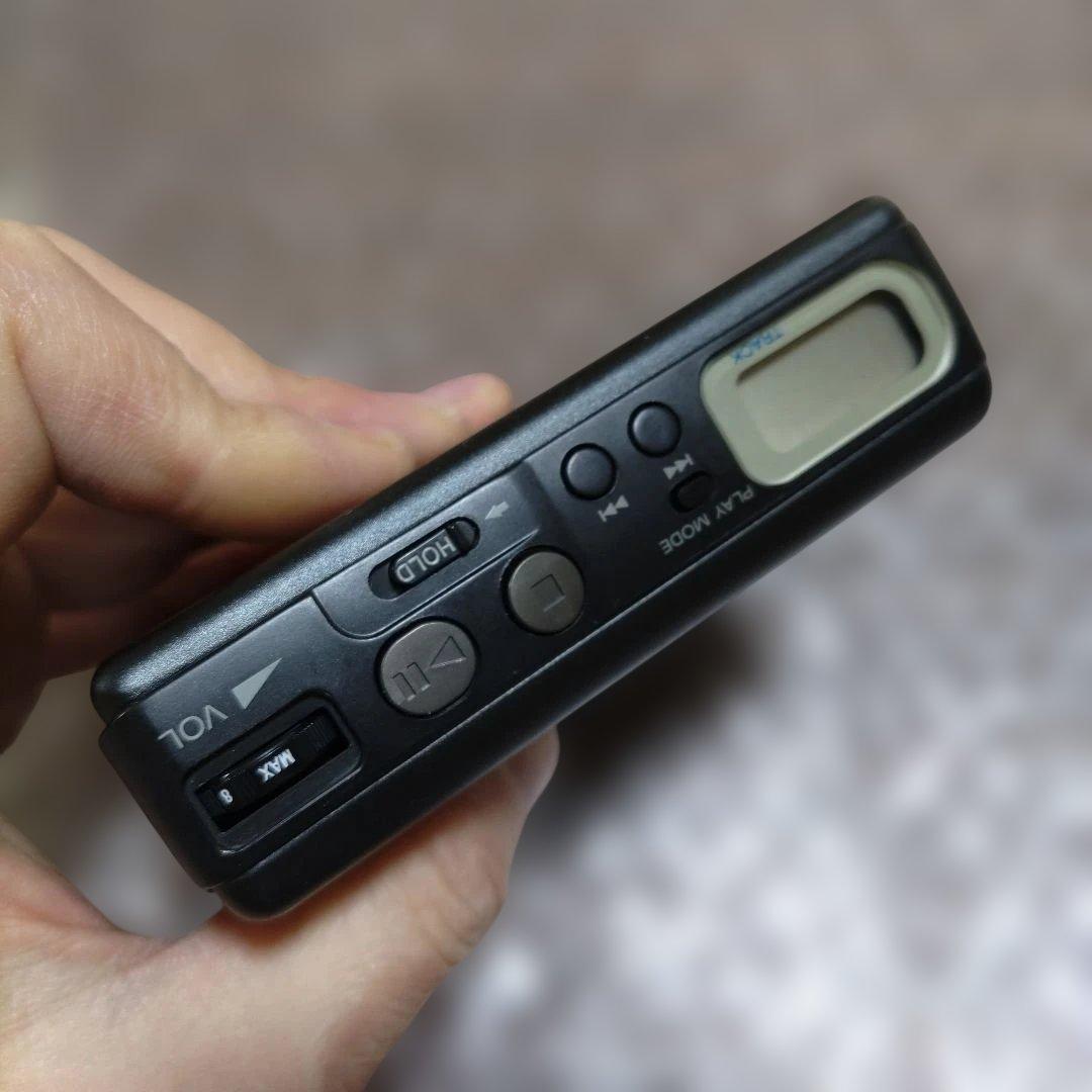 ソニー CDウォークマン D−82 ジャンク 管理ナンバー810 - メルカリ