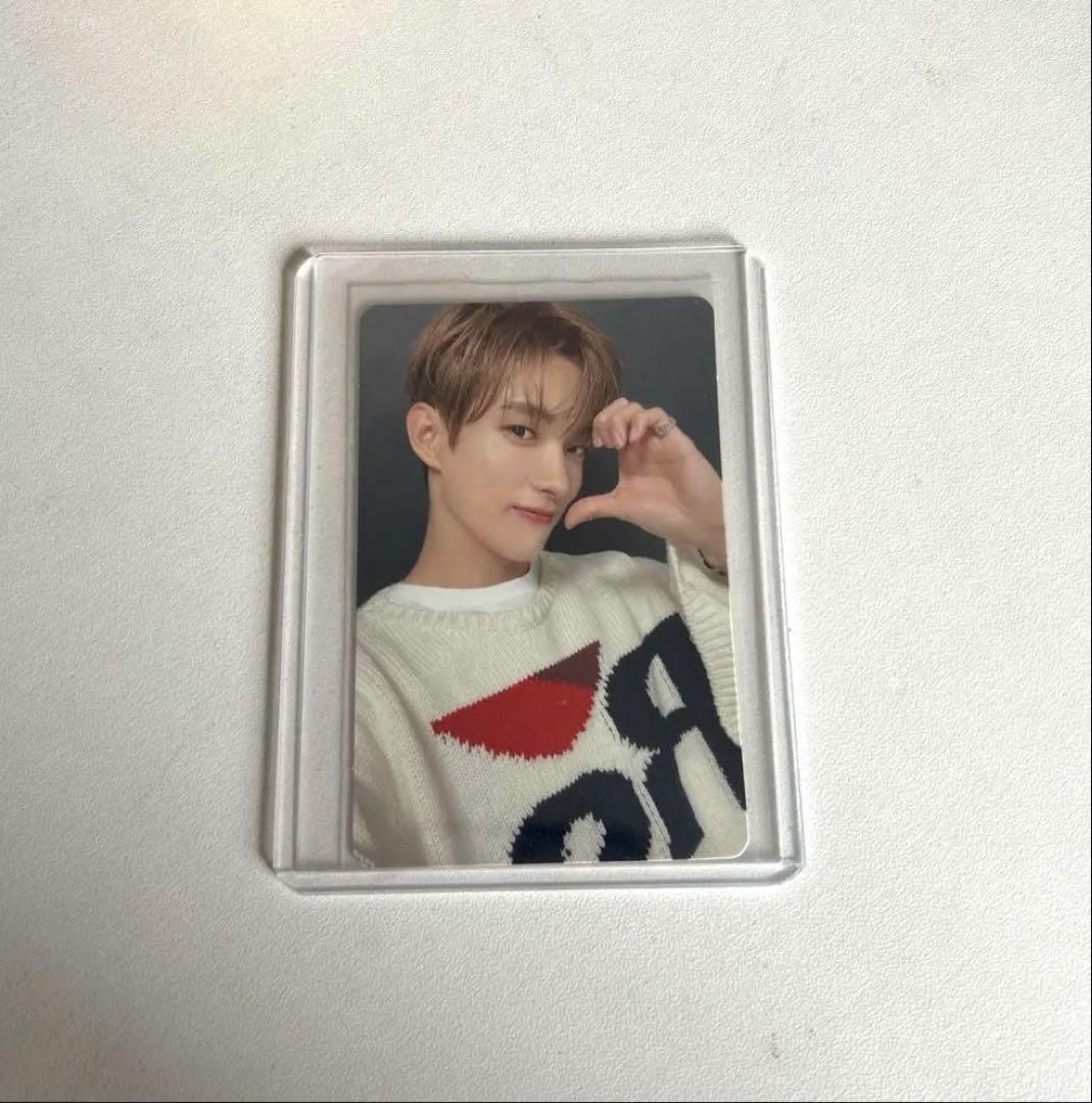 SEVENTEEN セブチ ドギョム 舞い落ちる花びら トレカ A盤 - メルカリ