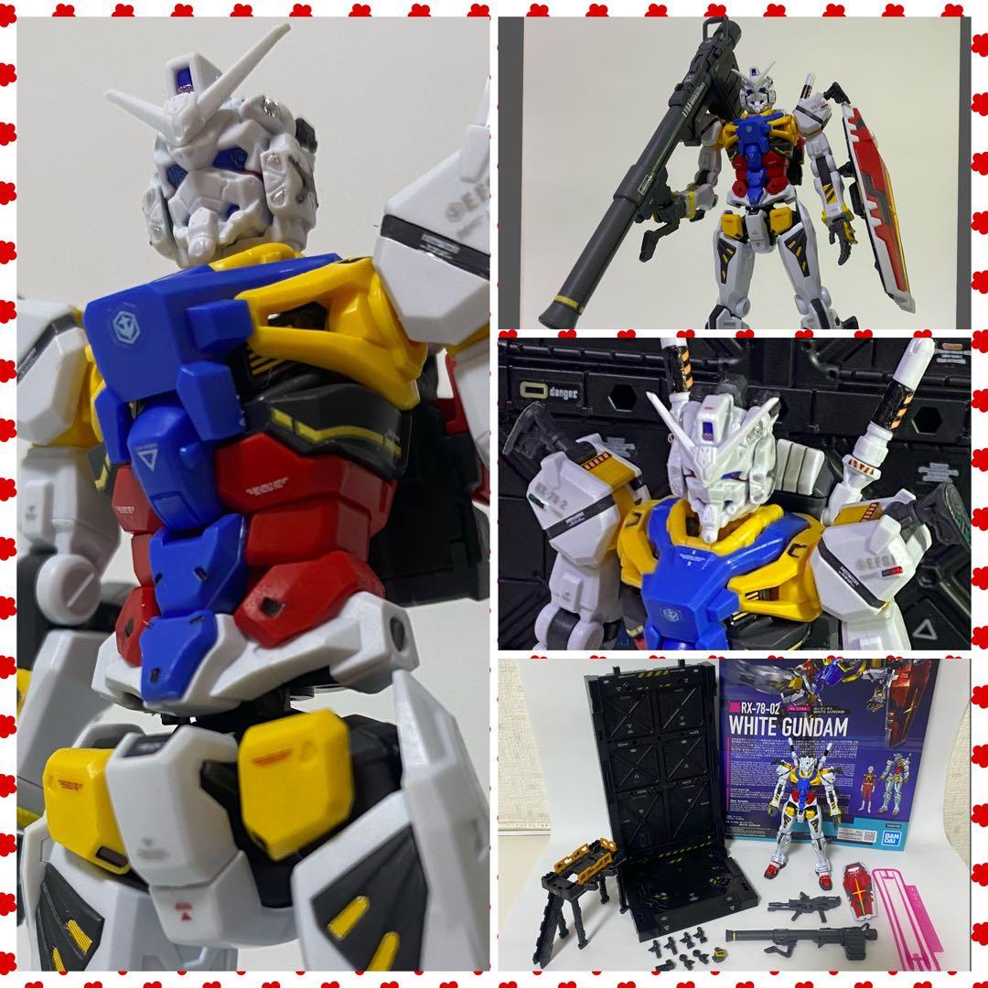 白いガンダム【組立済】ガンプラ！HG！ジオラマベース！階段ベース！セット！ 白いガンダム【組立済】ガンプラ HG ジオラマベース 階段ベース セット