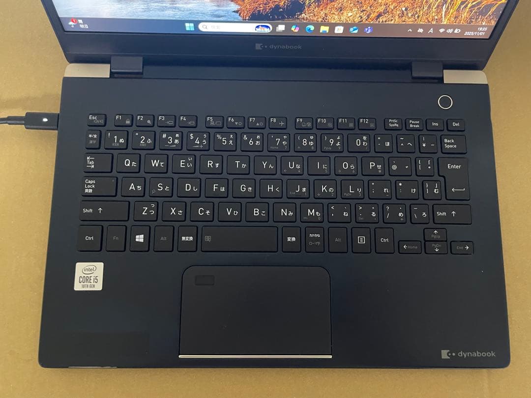 dynabook G83 第10世代Corei5 8GB 256GB IGZO