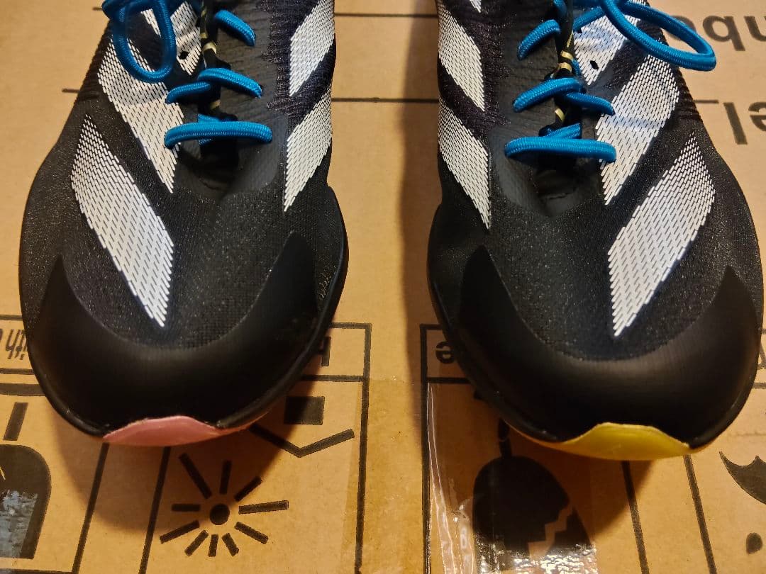 アディゼロ フィネス 27.5cm