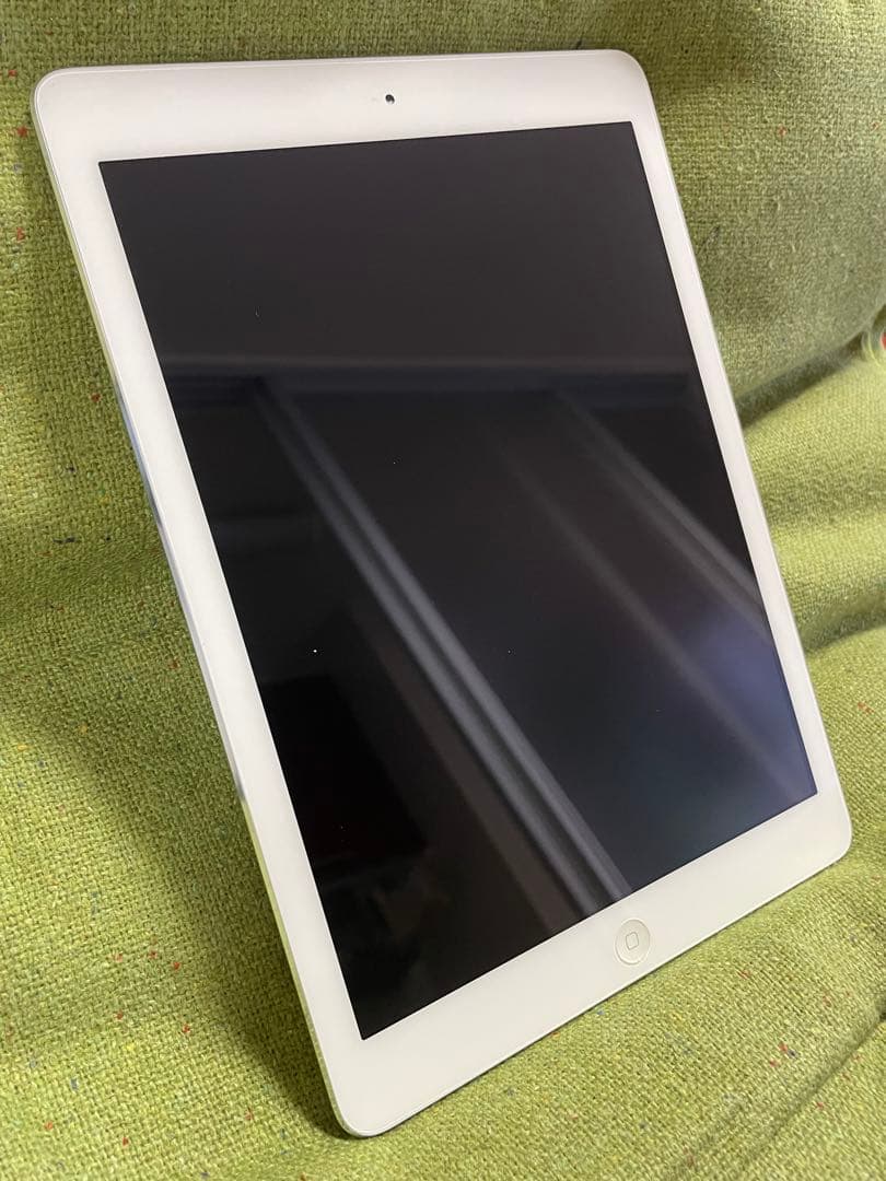 第1世代】iPad Air Wi-Fi 64GB シルバー 9.7インチ - メルカリ