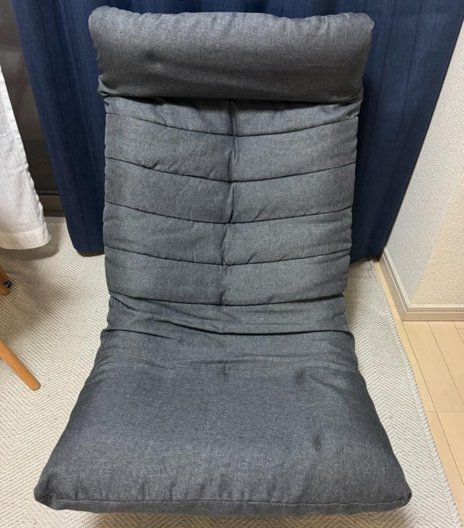 【新品】ニトリ　 リクライニング　回転座椅子　グレー ニトリ（NITORI） 首リクライニング回転座椅子 ローソファ パーソナル