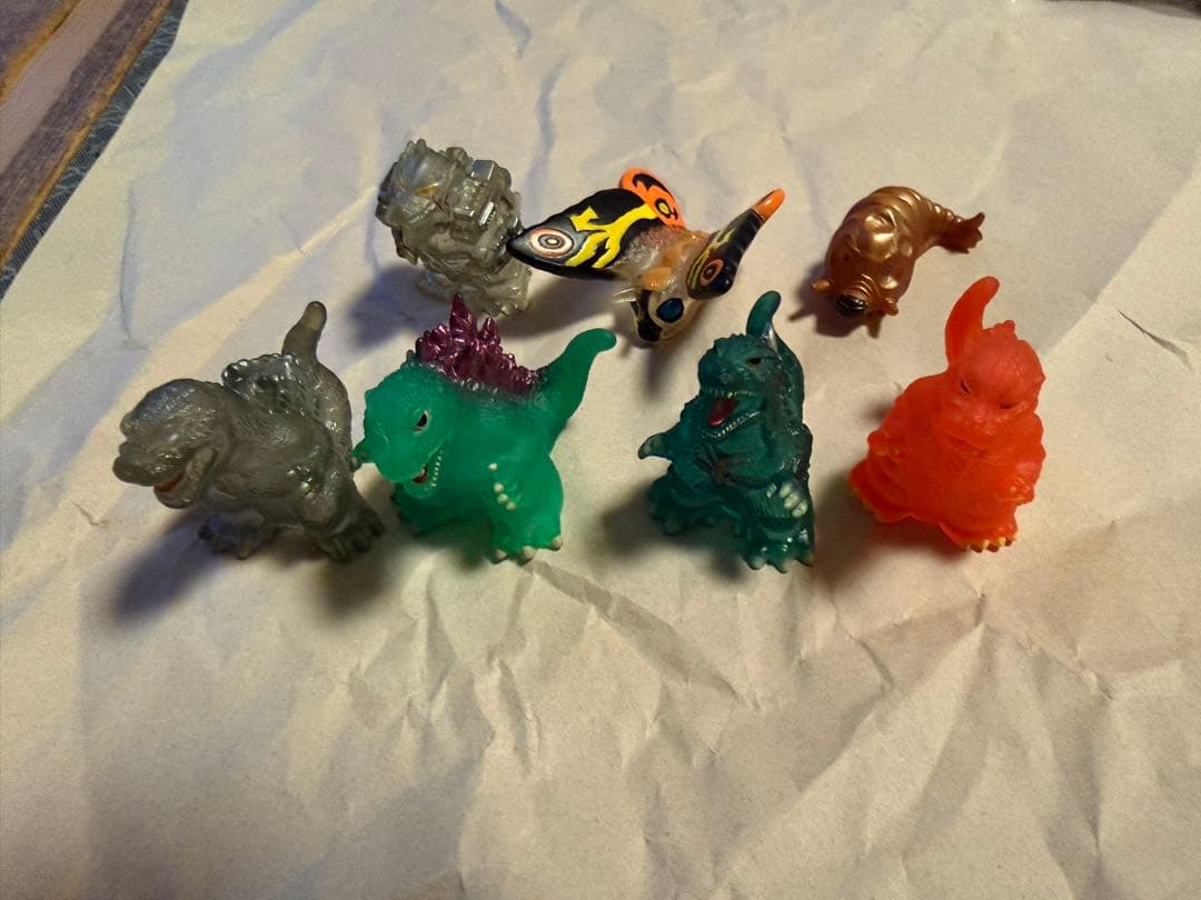 ゴジラ 指人形 食玩 90体セット ゴジラのソフビ指人形シリーズが食玩売り場に再来！ゴジラ（1995）や