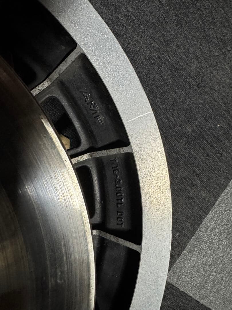 1982年式FLH ショベルヘッド 純正16インチキャストホイール前後セット