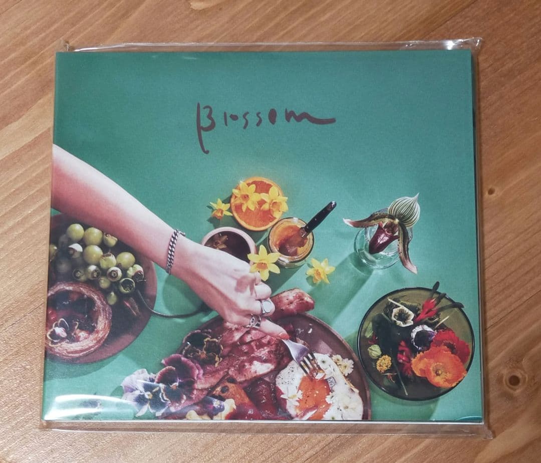 kiki vivi lily / Blossom 【新品未開封】 - メルカリ