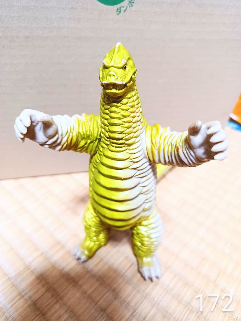 レッドキング　約16cm　初期　ソフビ　フィギュア　骨董品　キングザウルス　絶版 レッドキング 約16cm 初期 ソフビ フィギュア 骨董品 キングザウルス 絶版