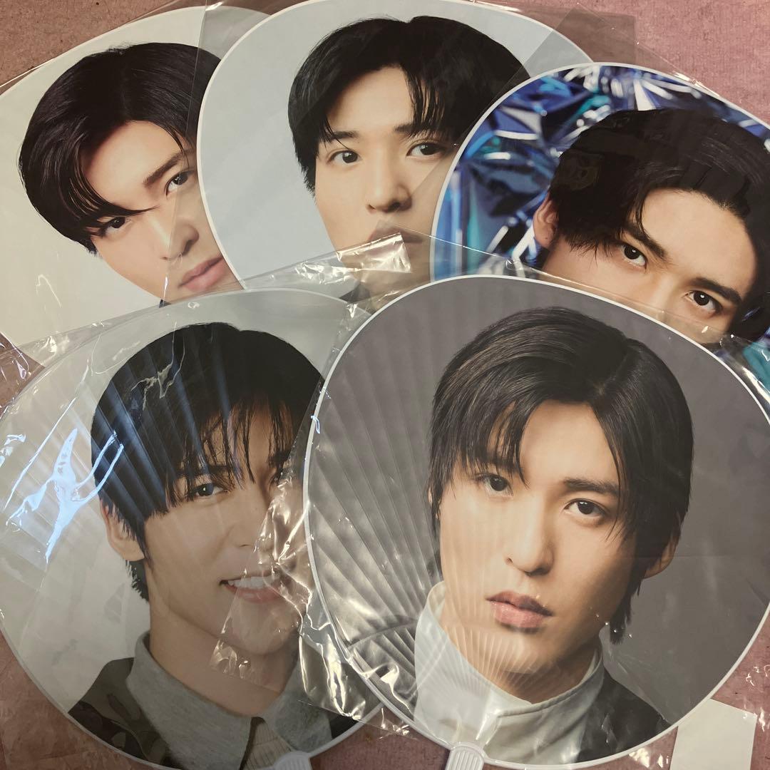 Snow Man スノ 目黒蓮 うちわセット - メルカリ