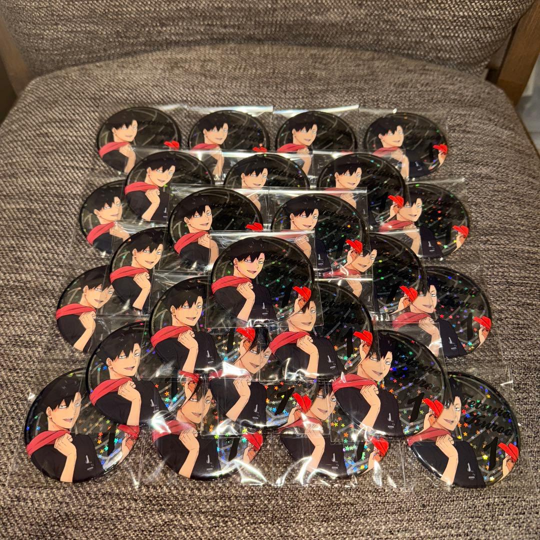 ハイキュー アニメデッキ ホログラム缶バッジ 紙飛行機 黒尾鉄朗 30点
