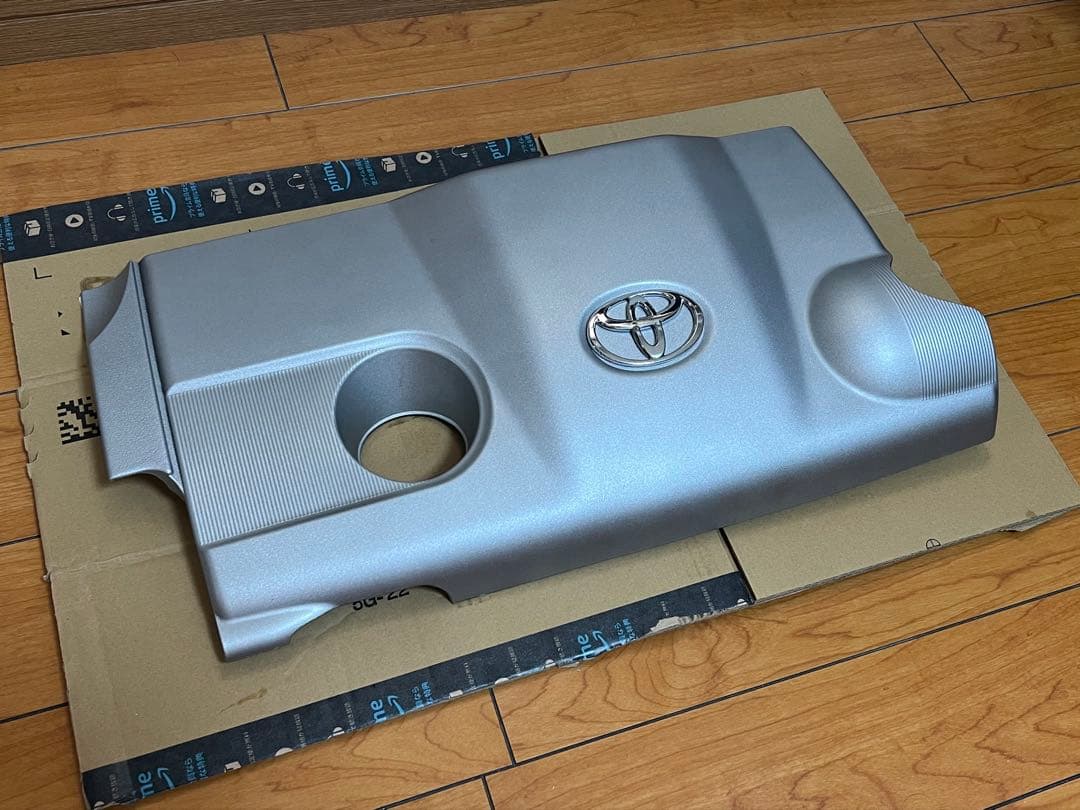 (とうさん)専用30 40 アルファード ヴェルファイア 純正エンジンカバー TOYOTA/トヨタ純正部品 新型ロゴ エンジンカバー 新型40系アルファード