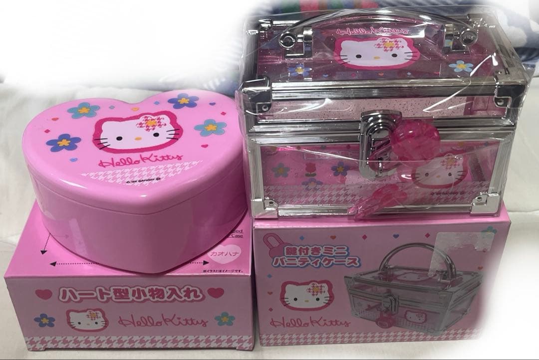 ハローキティ カオハナ 小物入れ2点セット - メルカリ