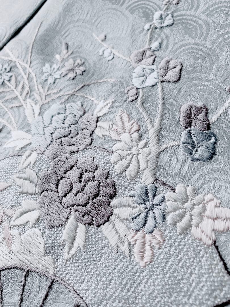 未使用 しつけ糸なし】 正絹 訪問着 絞り 刺繍 アイスブルー - メルカリ