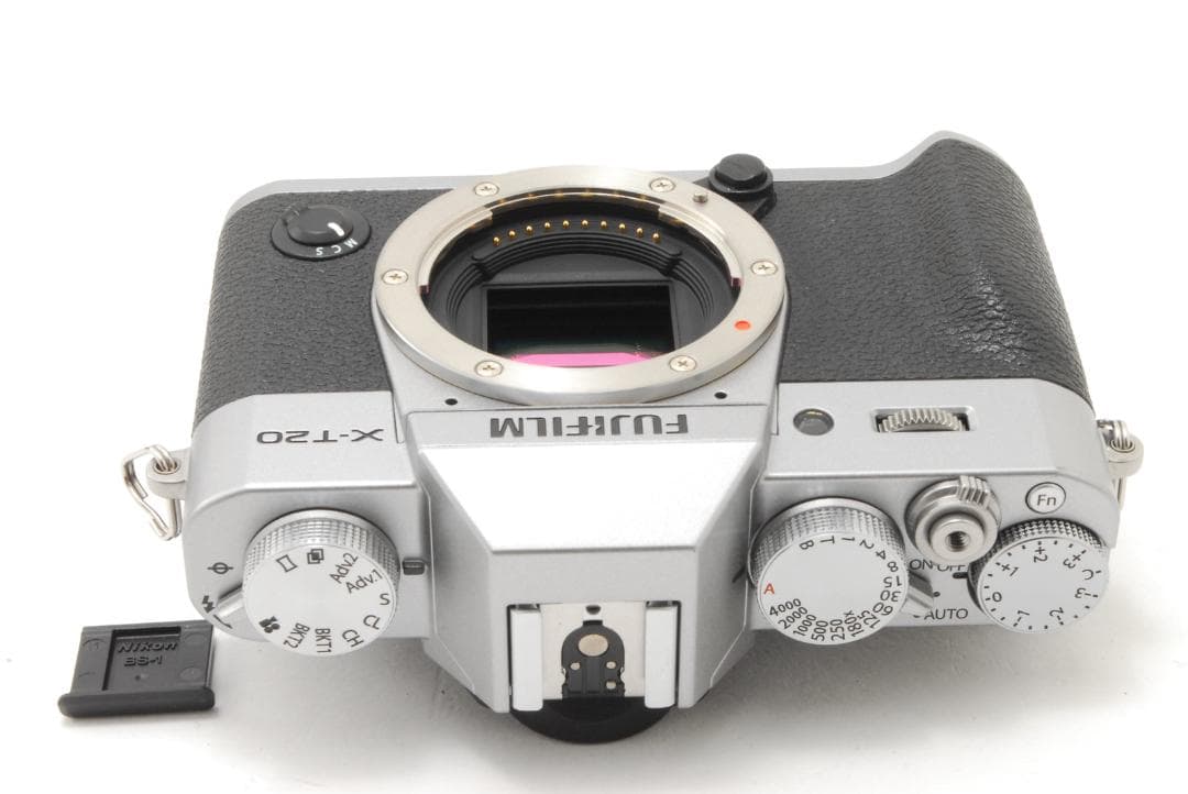 【ほぼ新品】FUJIFILM X-T20 ボディ シルバー《シャッター回数6回》