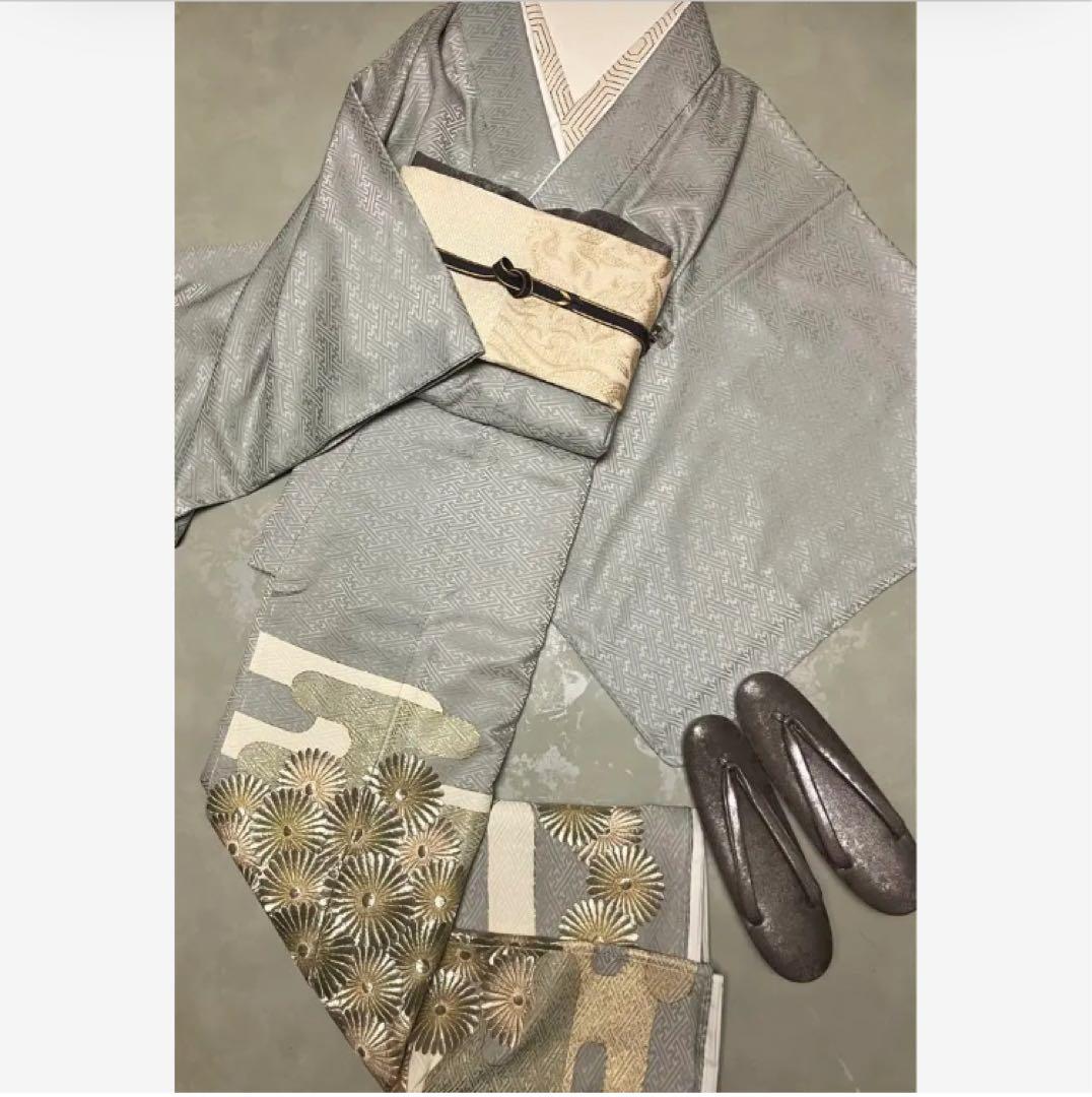 【NEW】美品♡ 淡いブルーグレー きれいめ 華尽く 正絹 色留袖 上品な着物 it139.jpg