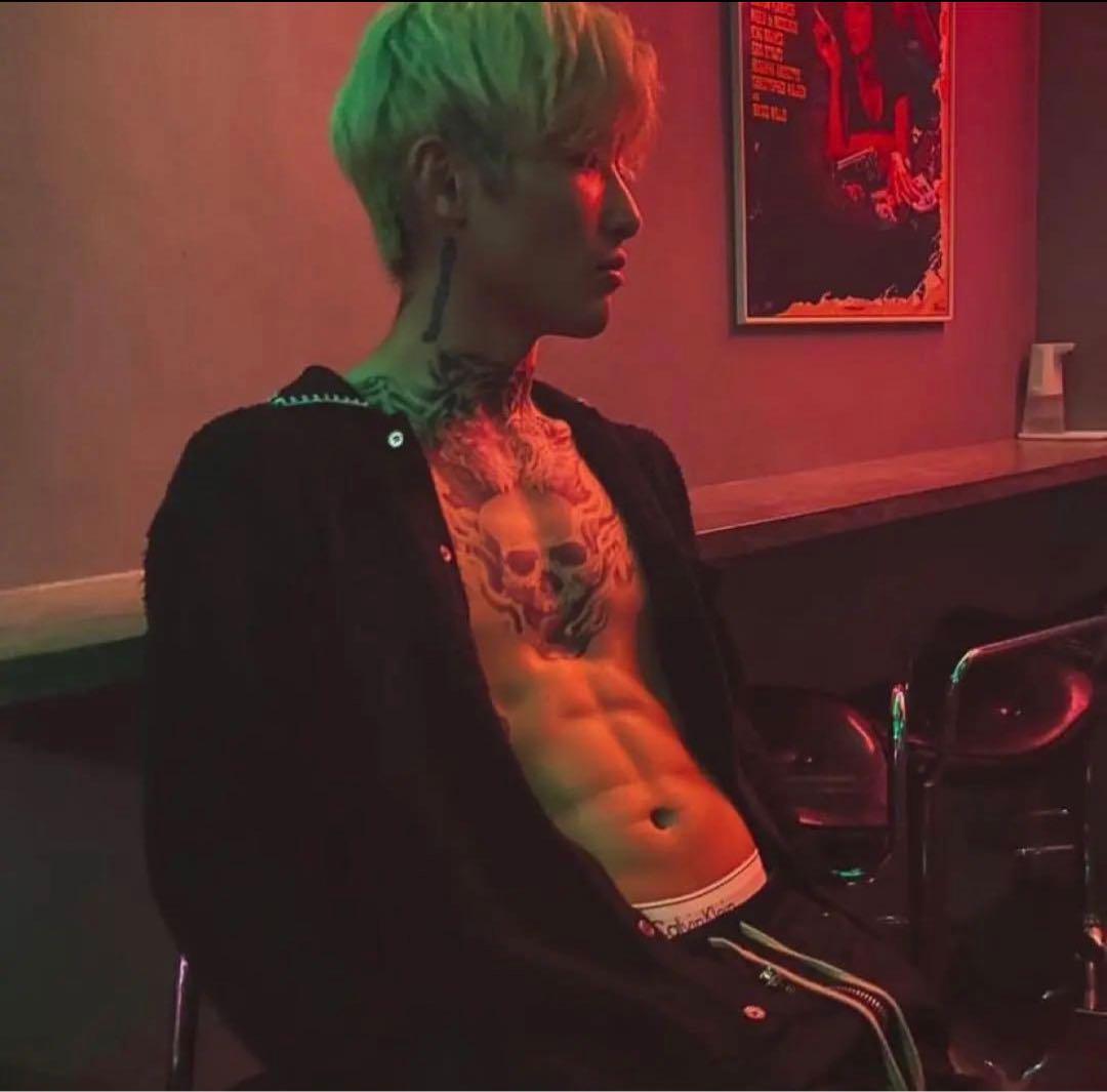 UNTORN Fuzzy Knit Polo Cardigan 平本蓮着用 - メルカリ