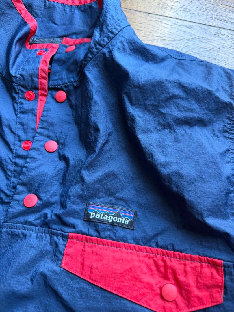 美品 Patagonia 24150 ナイロンプルオーバー 紺赤 SBNE - メルカリ