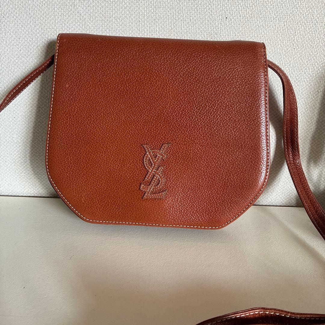 イヴ・サンローランショルダーバッグ ヴィンテージ Yves Saint Laurent】【ヴィンテージ】イヴサンローラン『Yカット