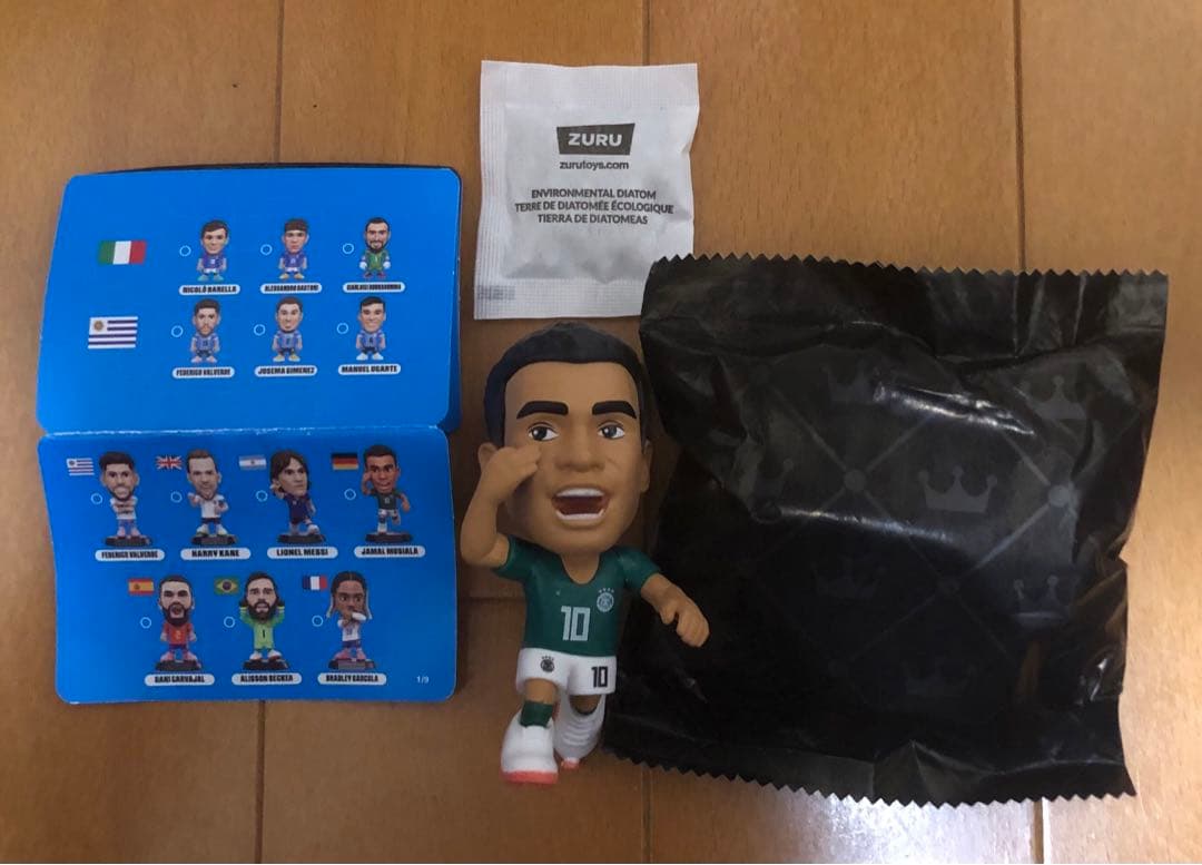 FIFA BALLERS レア 4体おまとめセット 未使用 梱包済 メッシ 付き