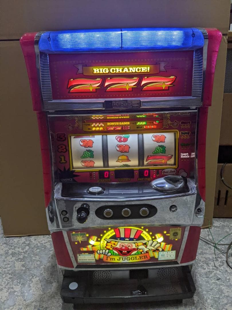 アイムジャグラーSP　不要機　送料込 Amazon | アイムジャグラーSP（ホワイトパネル）【コイン不要機付