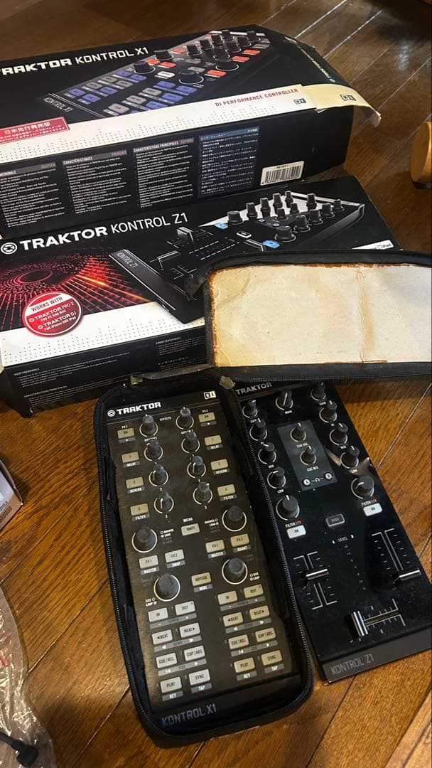 Native Instruments TRAKTOR X1 Z1 セット 箱付き TRAKTOR Instruments