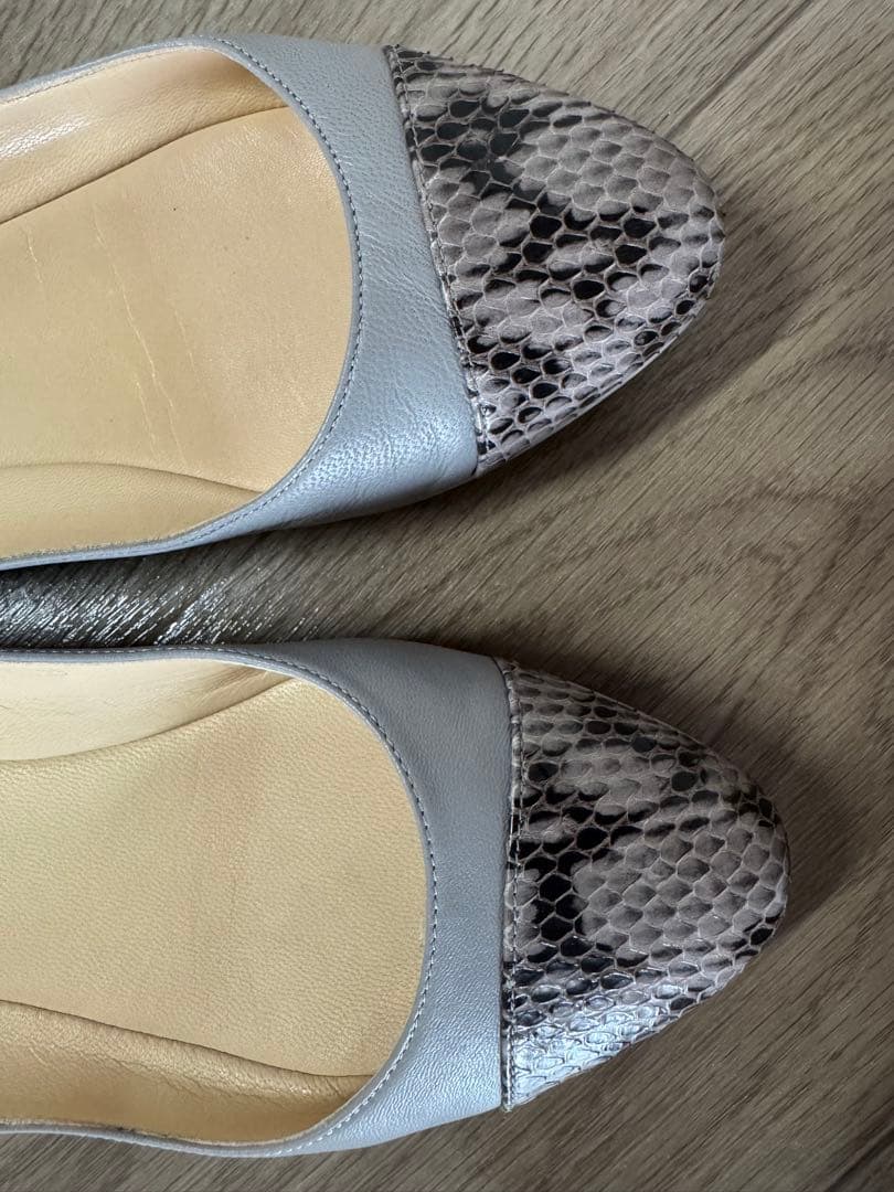 【美品】JIMMY CHOO フラットシューズ 23.5cm