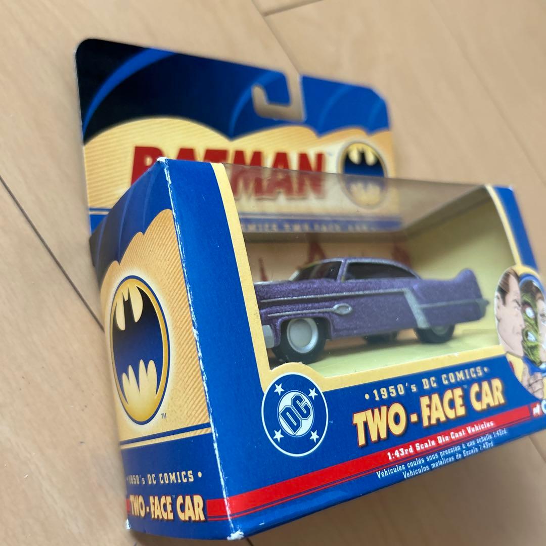 即購入ok!!】Corgi バットマン 1950年代 Two-Face Car - メルカリ
