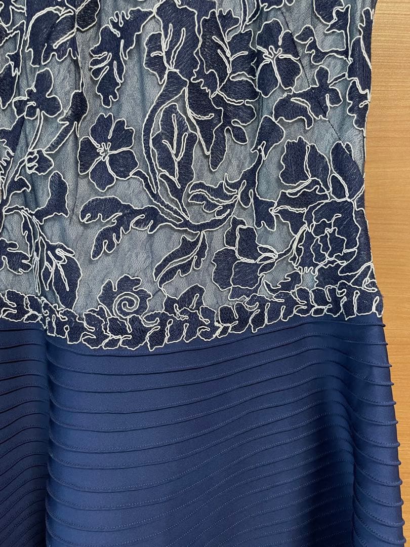 タダシショージ Tadashi shoji ワンピース 4サイズの通販はau PAY