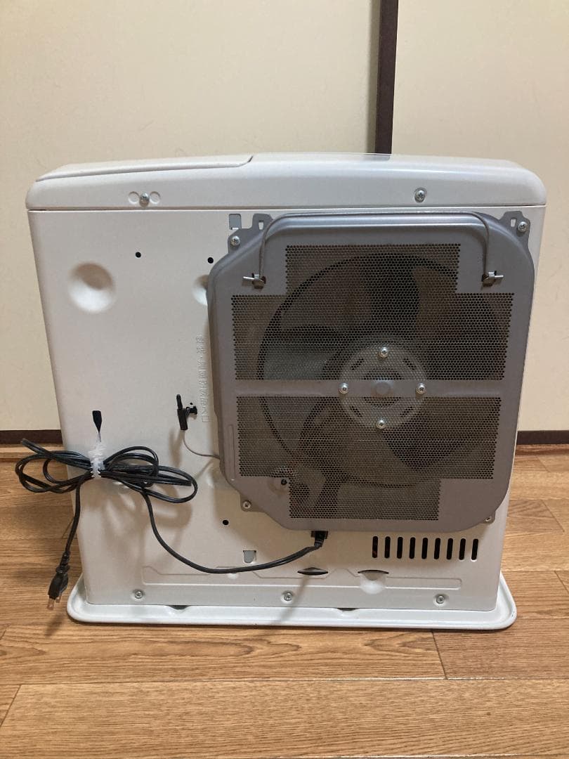 ★美品★9.0L■ダイニチ石油 ファン ヒーターFW-5617L■2018年製