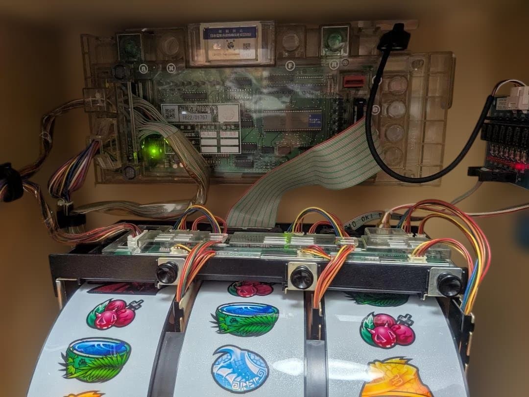 ロデオ 初代モンスターハンタースロット コイン不要機＋α - パチンコ