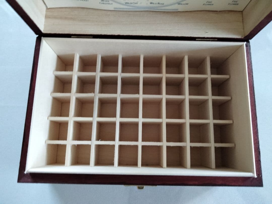 01/2036】フラワーエッセンスのフルセットと専用木箱♪ヒーリング