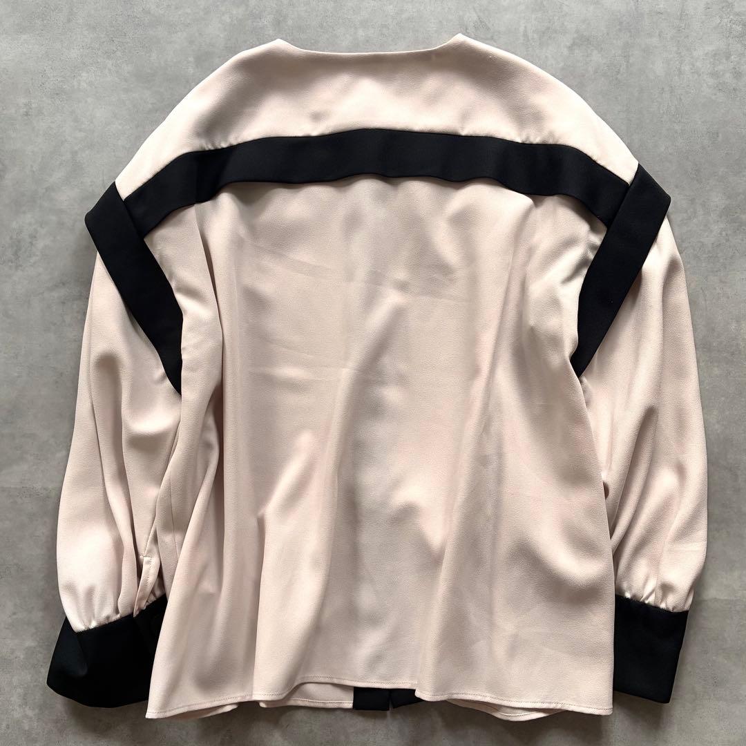 美品 アドーア バイカラー ジョーゼット ブラウス ライトベージュ