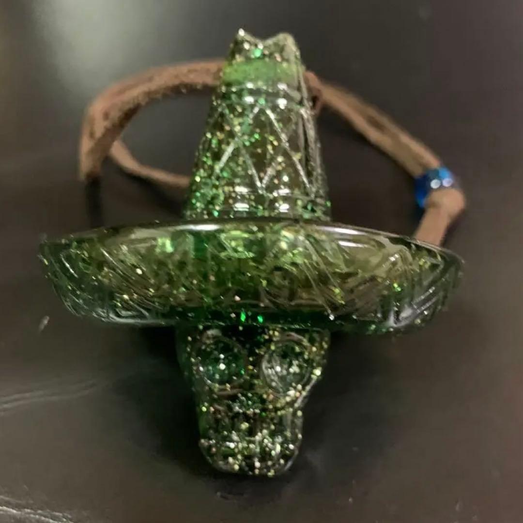 ハッピーヘルナンデス HAPPY HERNANDEZ - メルカリ