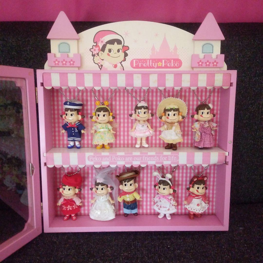 ペコちゃん不二家人形セット:ドールケース、コレクション