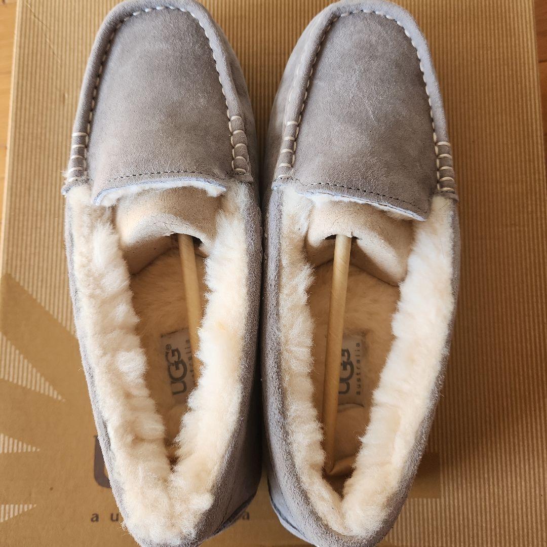 UGG　モカシン　ライトグレー アグ UGG アンスレー モカシン （ライトグレー） -靴＆ファッション