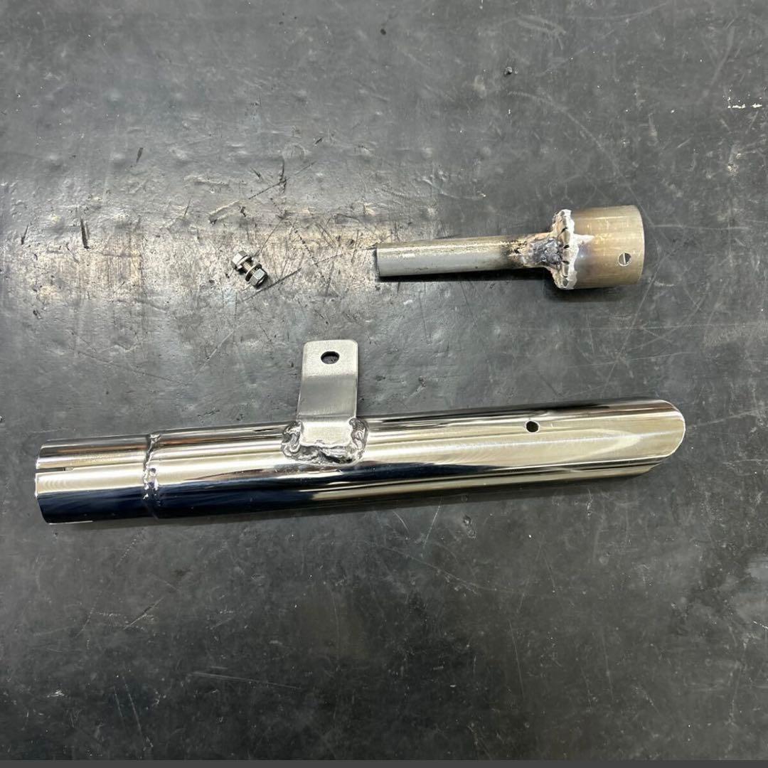 SR400 ワンオフ ステンレス鏡面ベリーショートスラッシュカットマフ