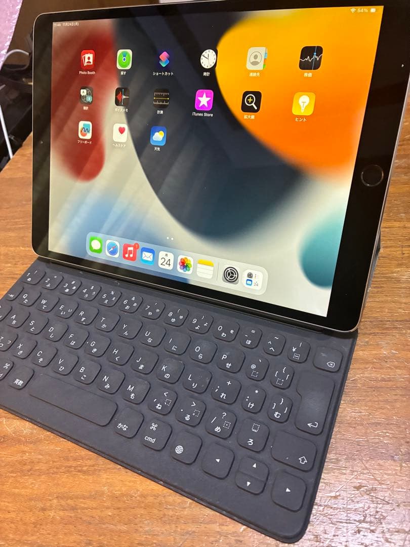 iPad Pro 10.5 スペースグレー 64GB WiFi+Celluler Apple iPad Pro 10.5インチ Wi-Fi+Cellular 64GB 価格比較 - 価格.com