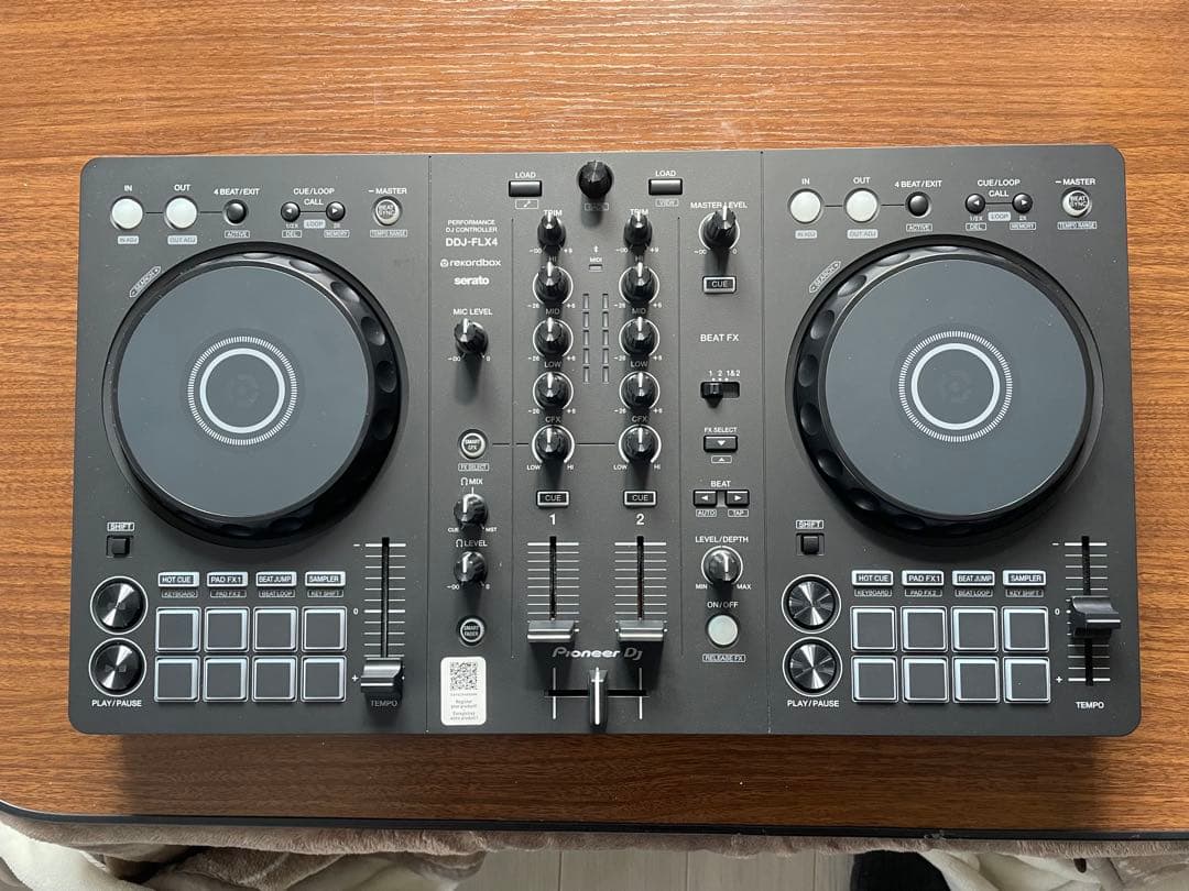 Pioneer DJ DDJ-FLX4 コントローラー DDJ-FLX4 - マルチアプリ対応2ch DJコントローラー (Black)