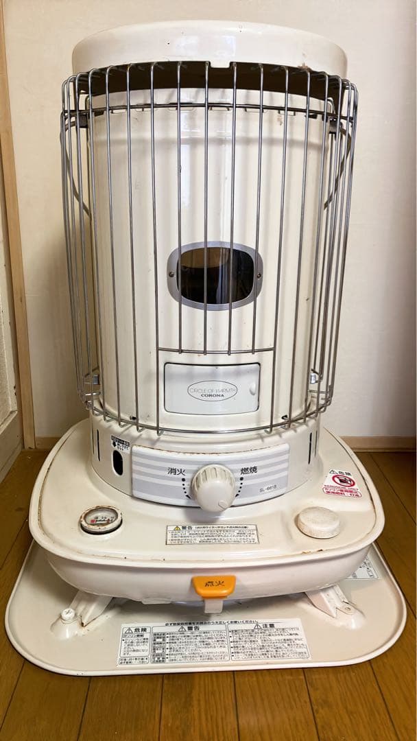 コロナ 円筒形ホワイトストーブ - メルカリ