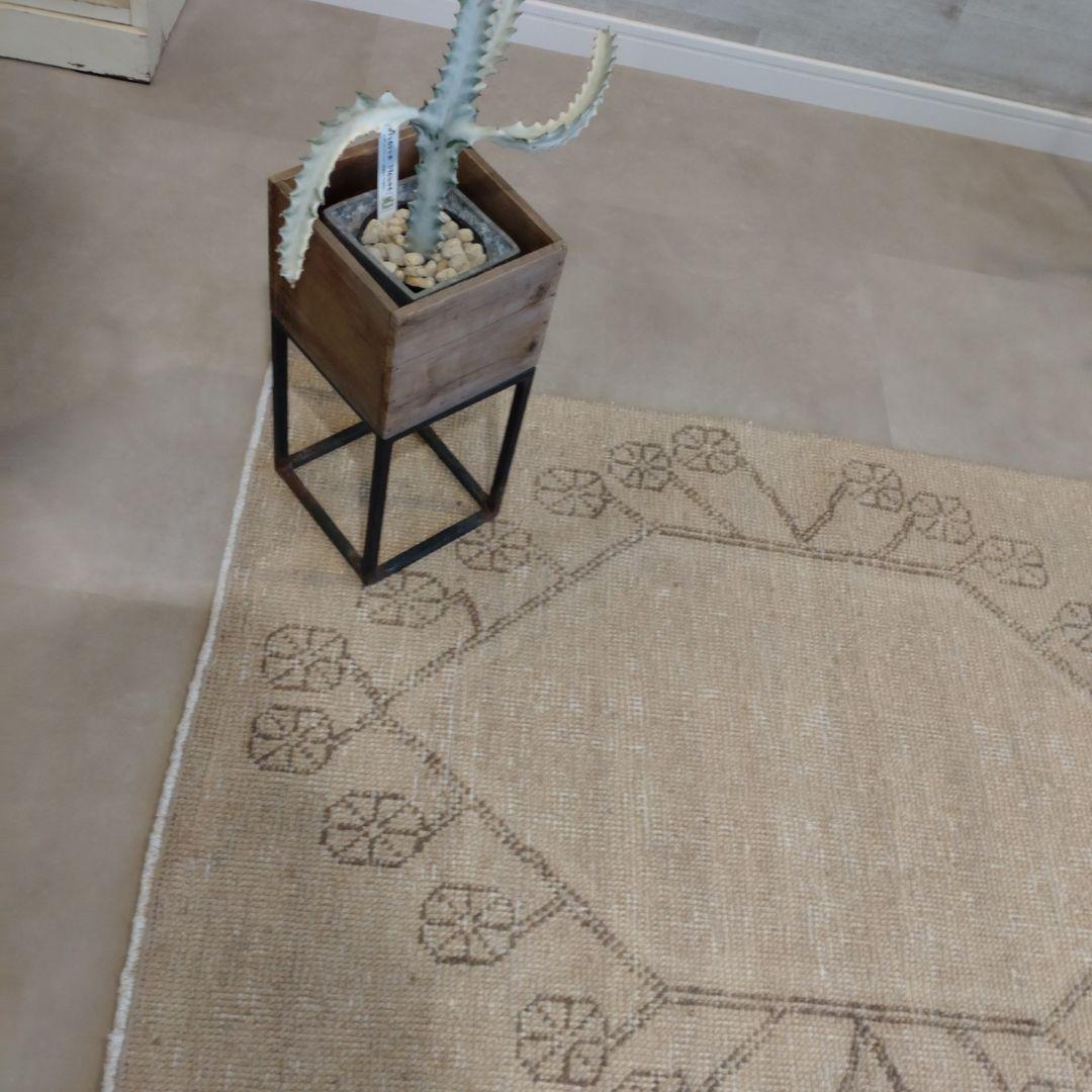 トルコヴィンテージラグ　シャビー専用 トルコラグ シャビーレッド 194×112ボタニカル トルコヴィンテージラグ