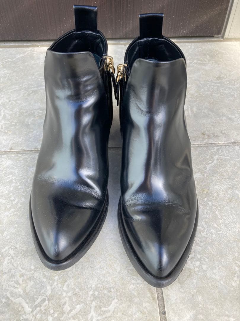 a*o様 超美品 ルイヴィトン LVロゴ サイドジップ パテントレザー