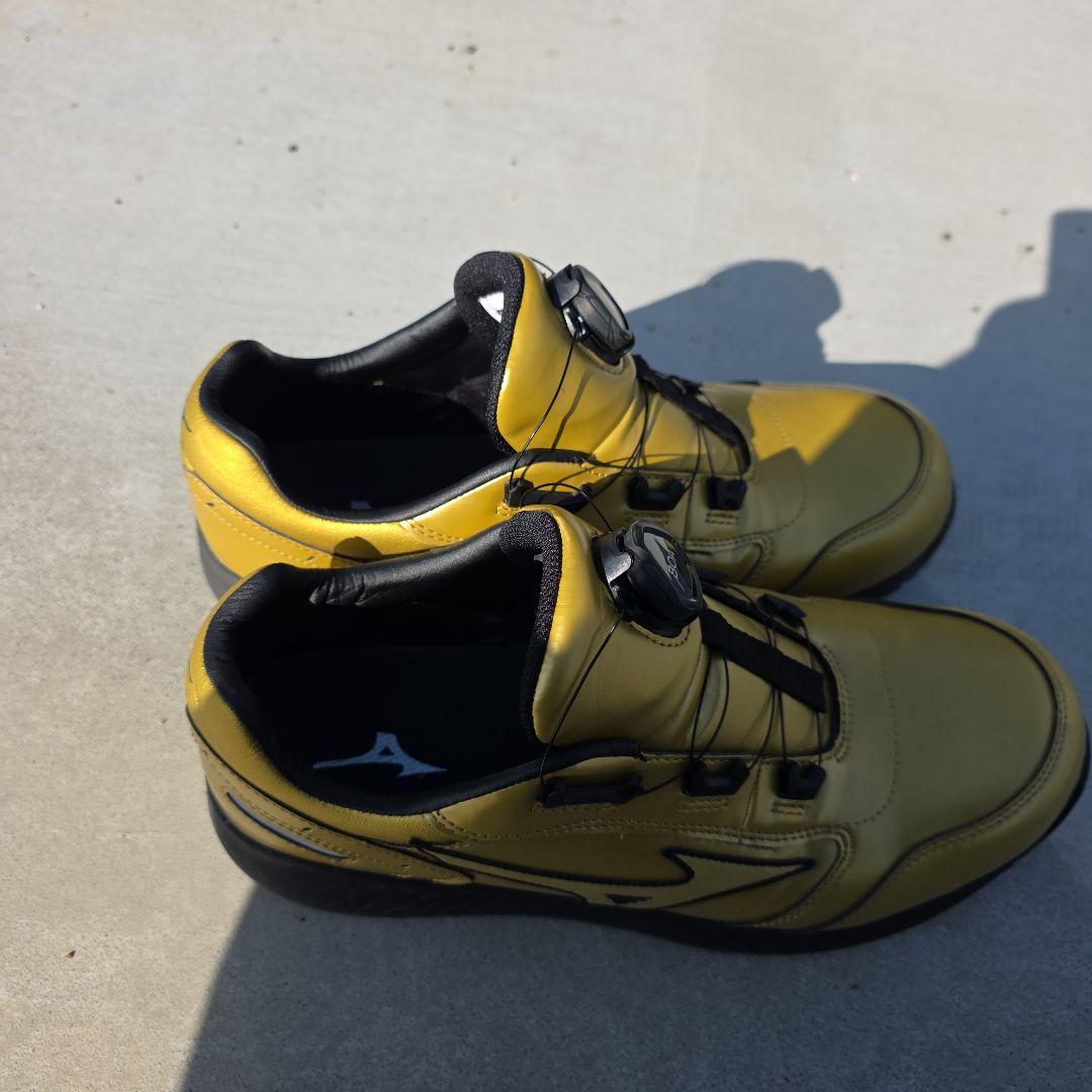 ミズノ安全靴2025限定カラー27cm ゴールド - メルカリ