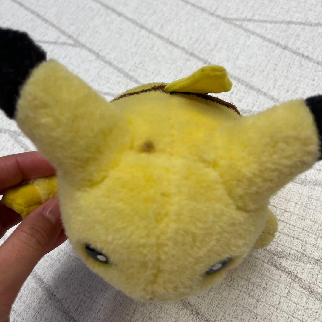 初期ピカチュウ TOMY ぬいぐるみ ピース ポケモン - メルカリ